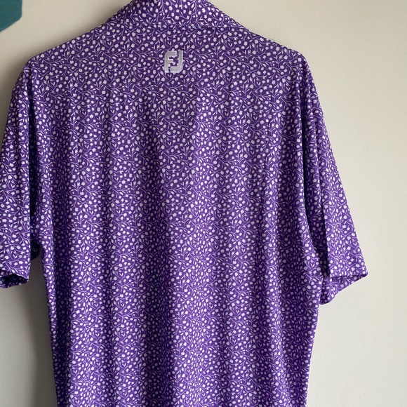 Mens FootJoy polo. Size Large. Purple - Picture 2 of 4
